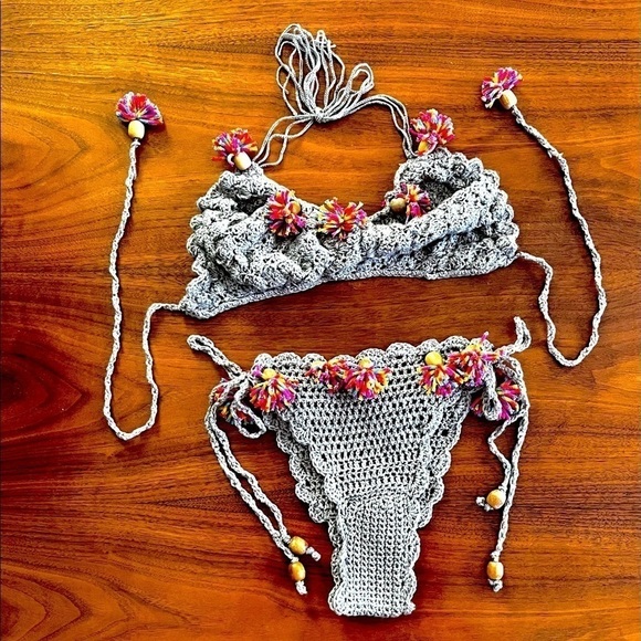 GRAY BIKINI AND SWIM COVER SET WITH MULTI COLORED TASSELS - Picture 4 of 17